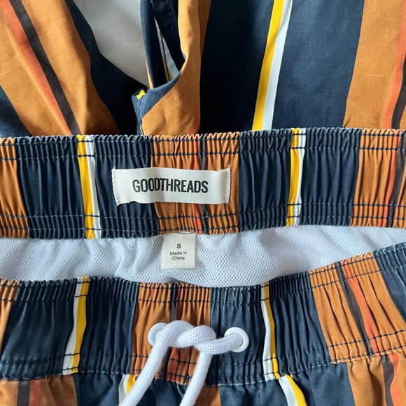 NWOT Goodthreads Men's Swim Trunk - Picture 3 of 3